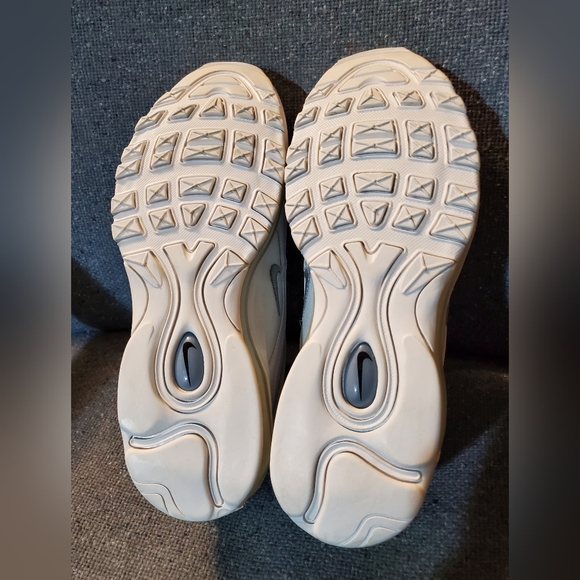 Nike Air Max '97 "Triple White" Size9.5 Mens - Picture 7 of 10